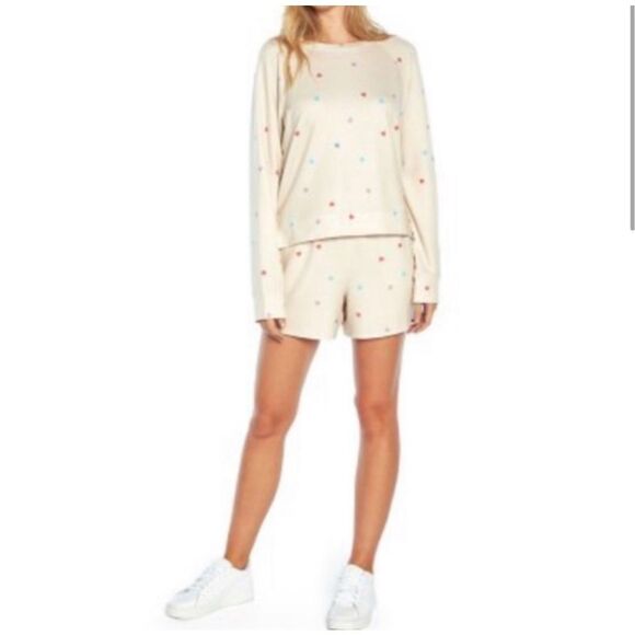 Wildfox Lounge Set Sweatshirt & Shorts Oatmeal Hearts XL NWT$160 - Picture 6 of 7